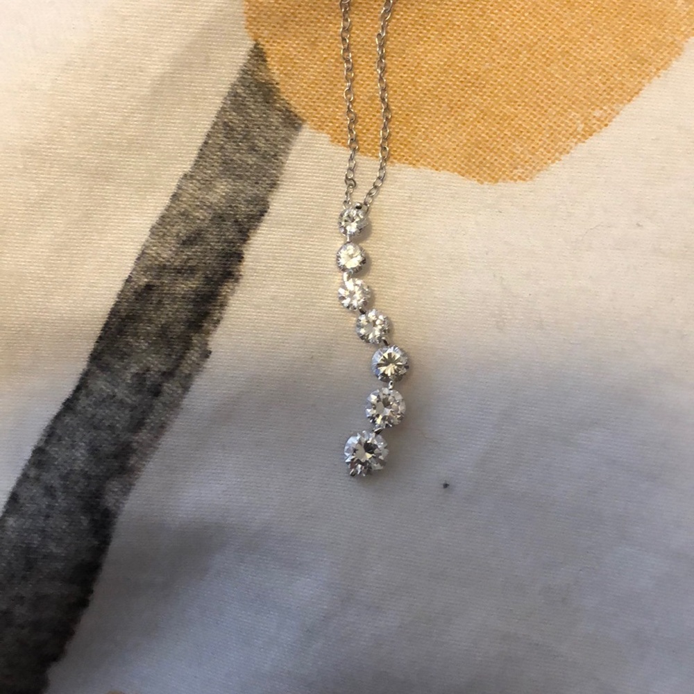 Neckless